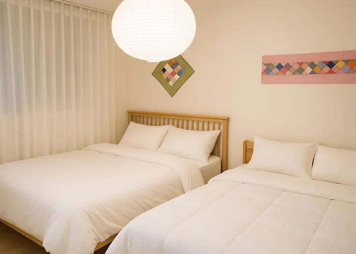 Апартаменты -monthly Stay- 'turtle 2' -cozy & Quiet Near Subway