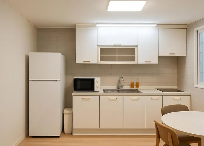 -monthly Stay- 'turtle 2' -cozy & Quiet Near Subway